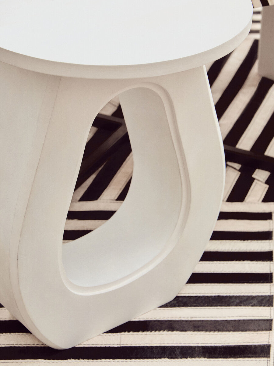 Whitewash Finish Mango Wood Accent Table with Horseshoe Cutout Base | Walsa