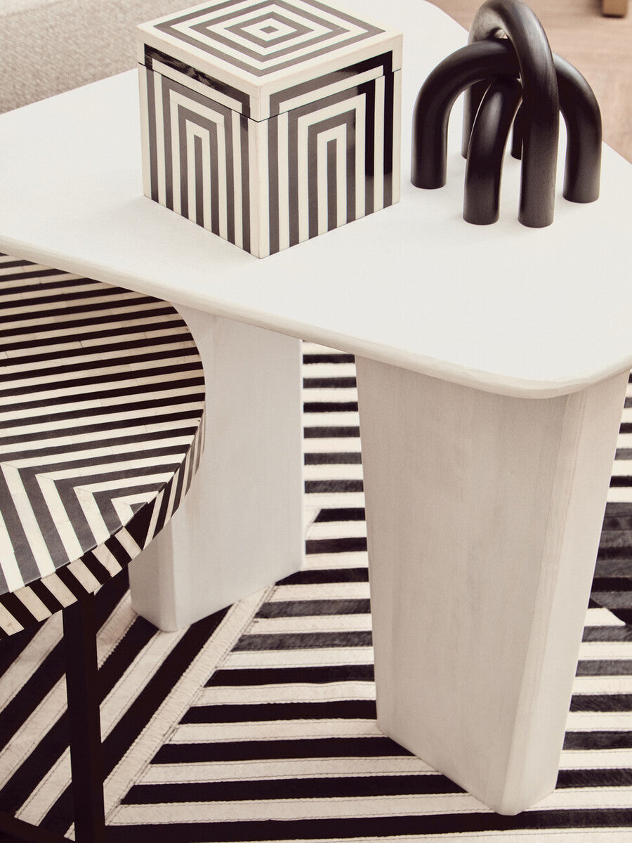 Whitewash Finish Mango Wood Pedestal Coffee Table with Ridged Base | Walsa